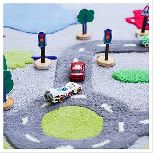 DIY TRAFFIC SIGNS - EASY CRAFTS FOR KIDS