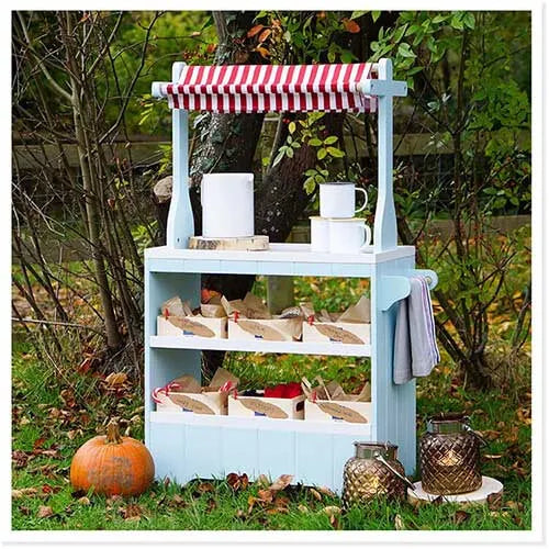 SET UP A ROLE PLAY HOT CHOCOLATE MARKET STALL