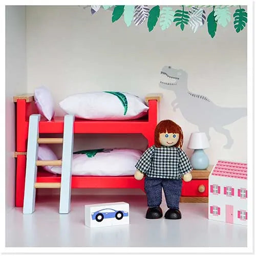 TRANSFORM A BOOKCASE INTO A DOLLS' HOUSE - PART II