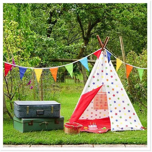 PACK YOUR SUITCASE FOR A GARDEN STAYCATION