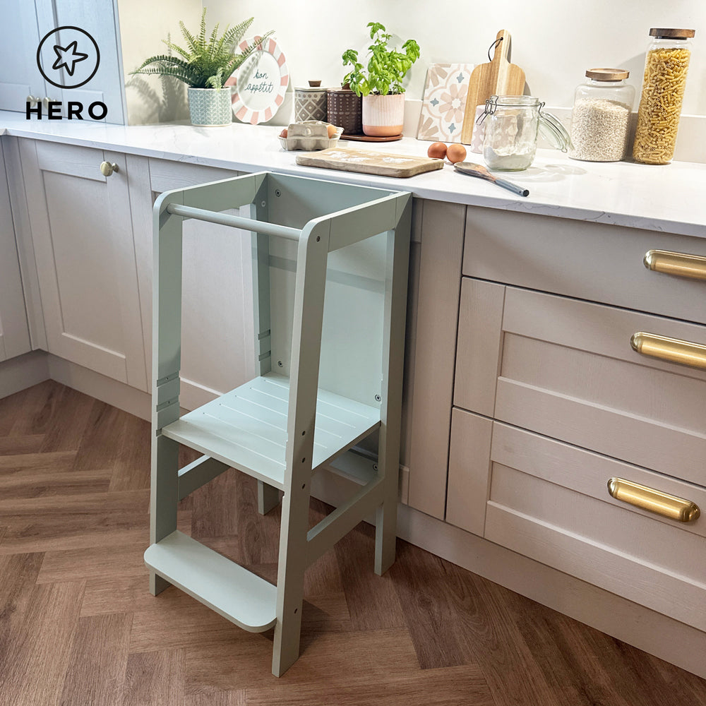 Kitchen Helper, Green
