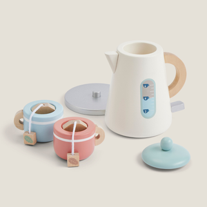 Teatime Kettle and Mug Set