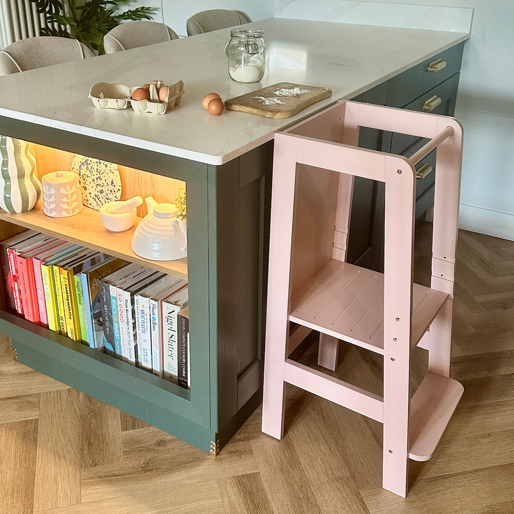 Kitchen Helper, Chalk Pink