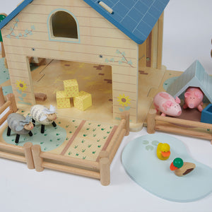 Wooden sheep, pigs and ducks	