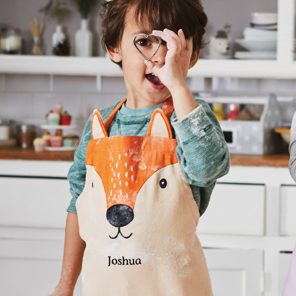 Personalised apron with embroidered name