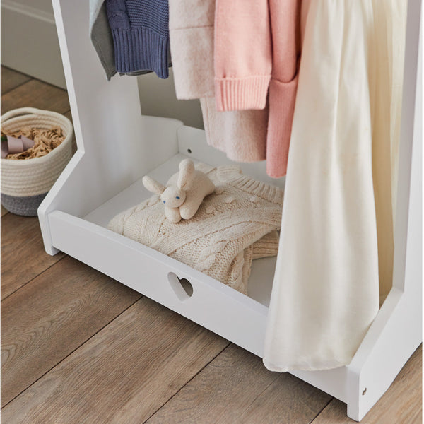 Sweetheart Dressing Rail